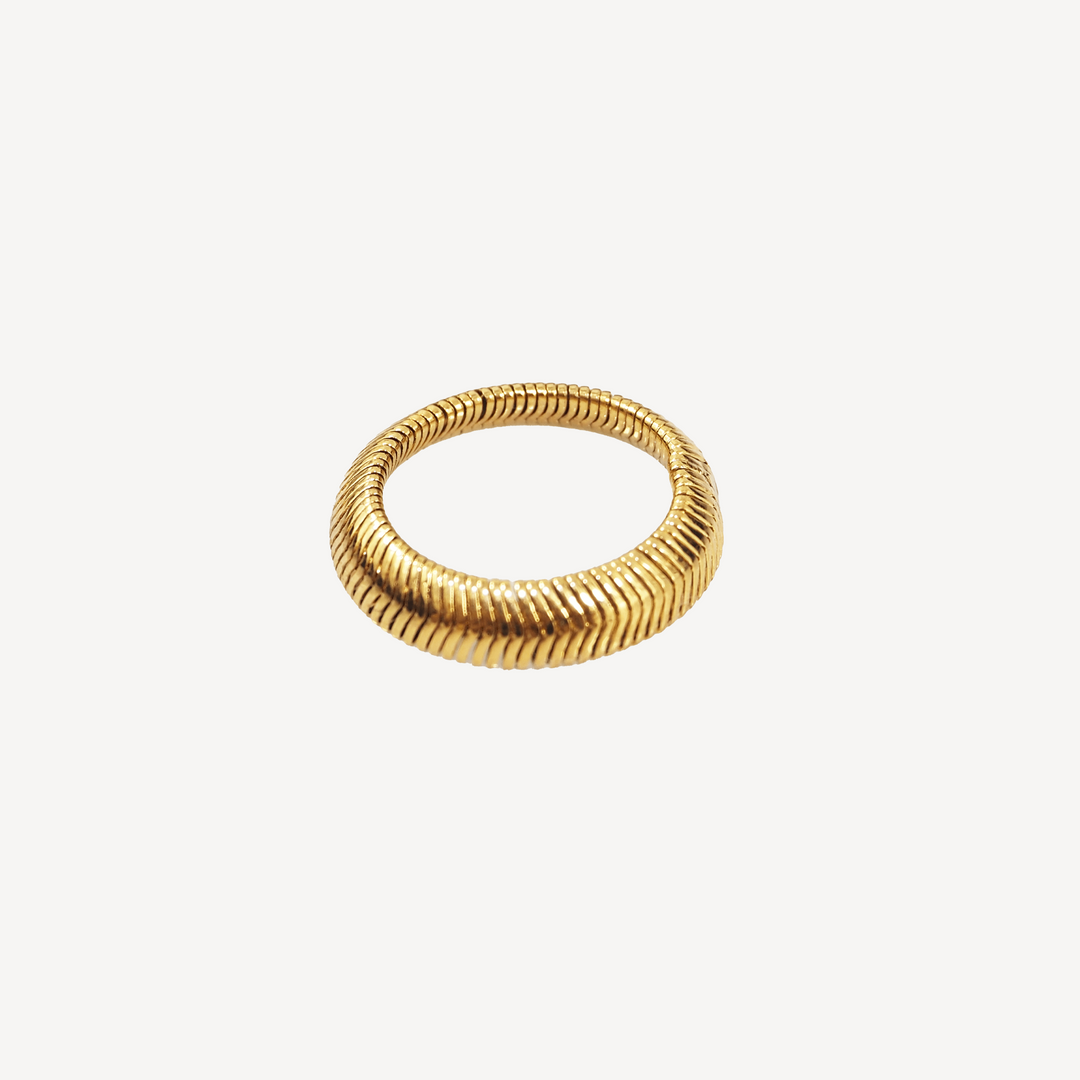 Serpentine Ring