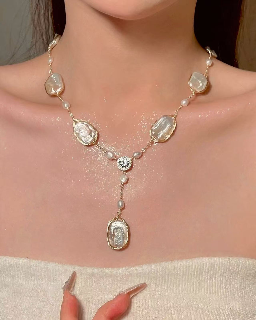 Baroque Pearl Pendant Necklace