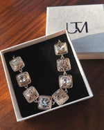 Load image into Gallery viewer, Moneta_Grace_Choker
