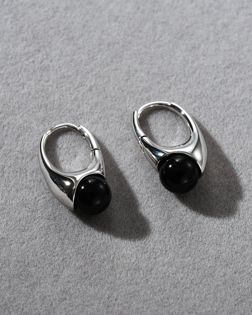 Noir Étoile Earrings