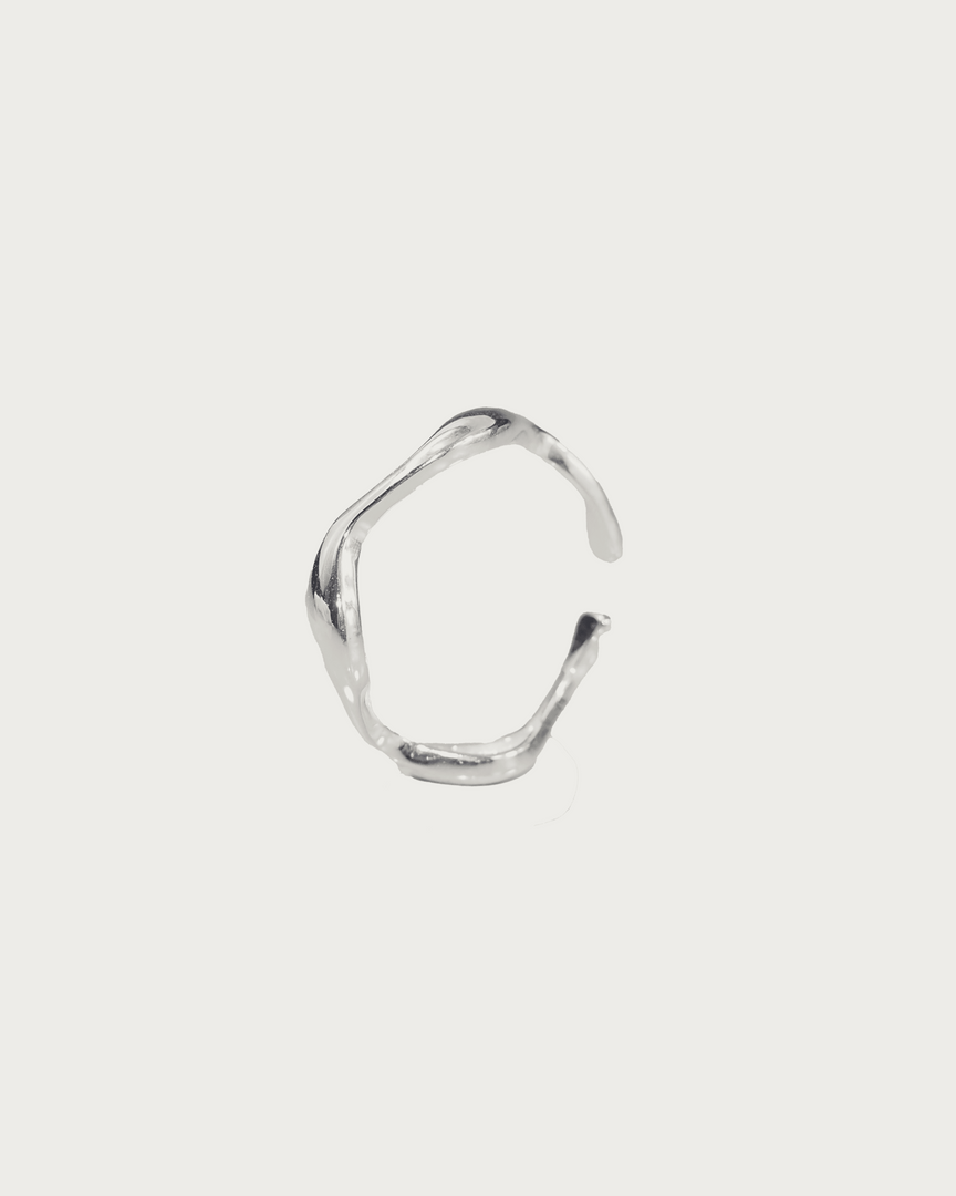 Dawn Curve Minimalist Ring